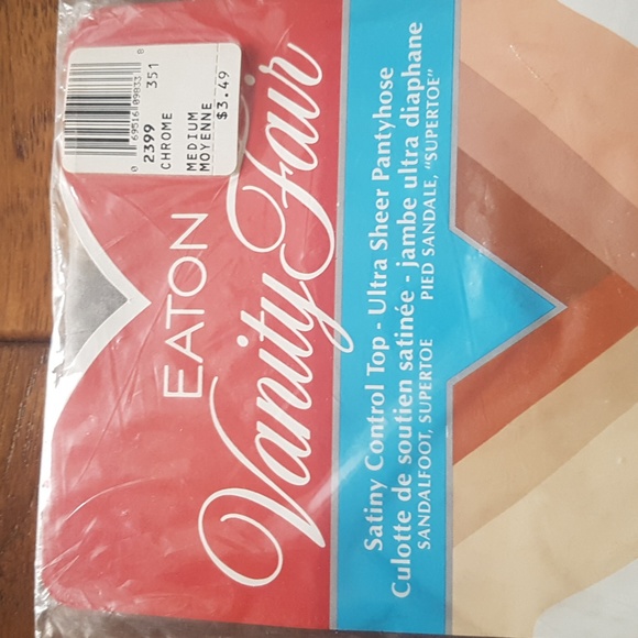 Vanity Fair Eaton Satiny Control Top Ultra Sheer Pantyhose Chrome Size Medium - Picture 2 of 6